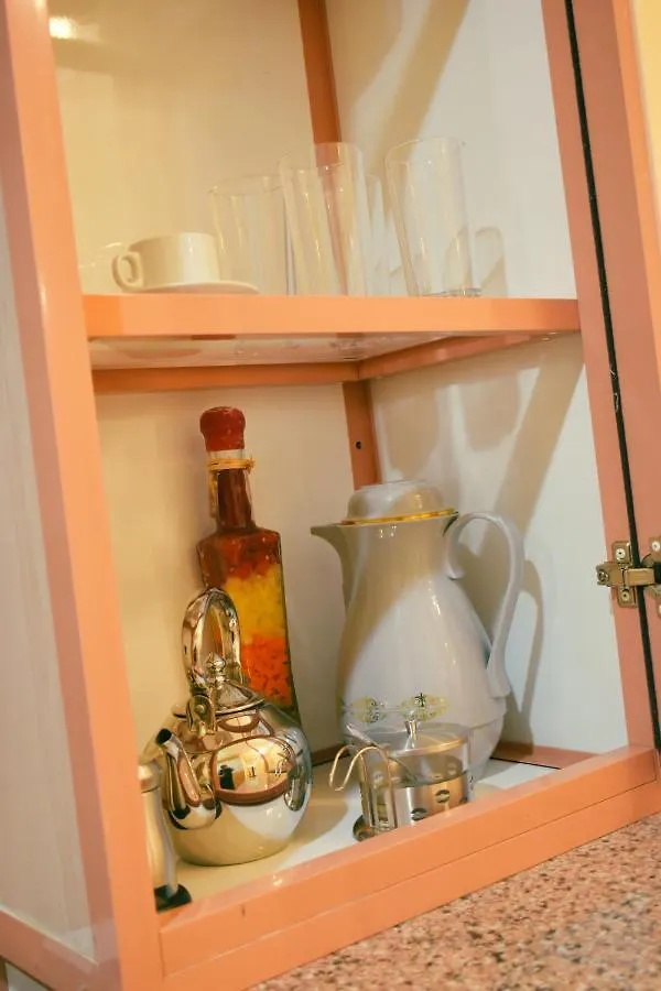 شقق وأجنحة التيوليب والروز وود الفاخرة Yidda Apartamento