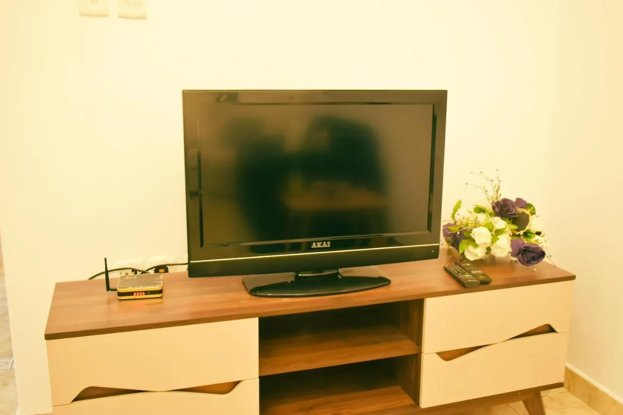 شقق وأجنحة التيوليب والروز وود الفاخرة Jeddah Apartment