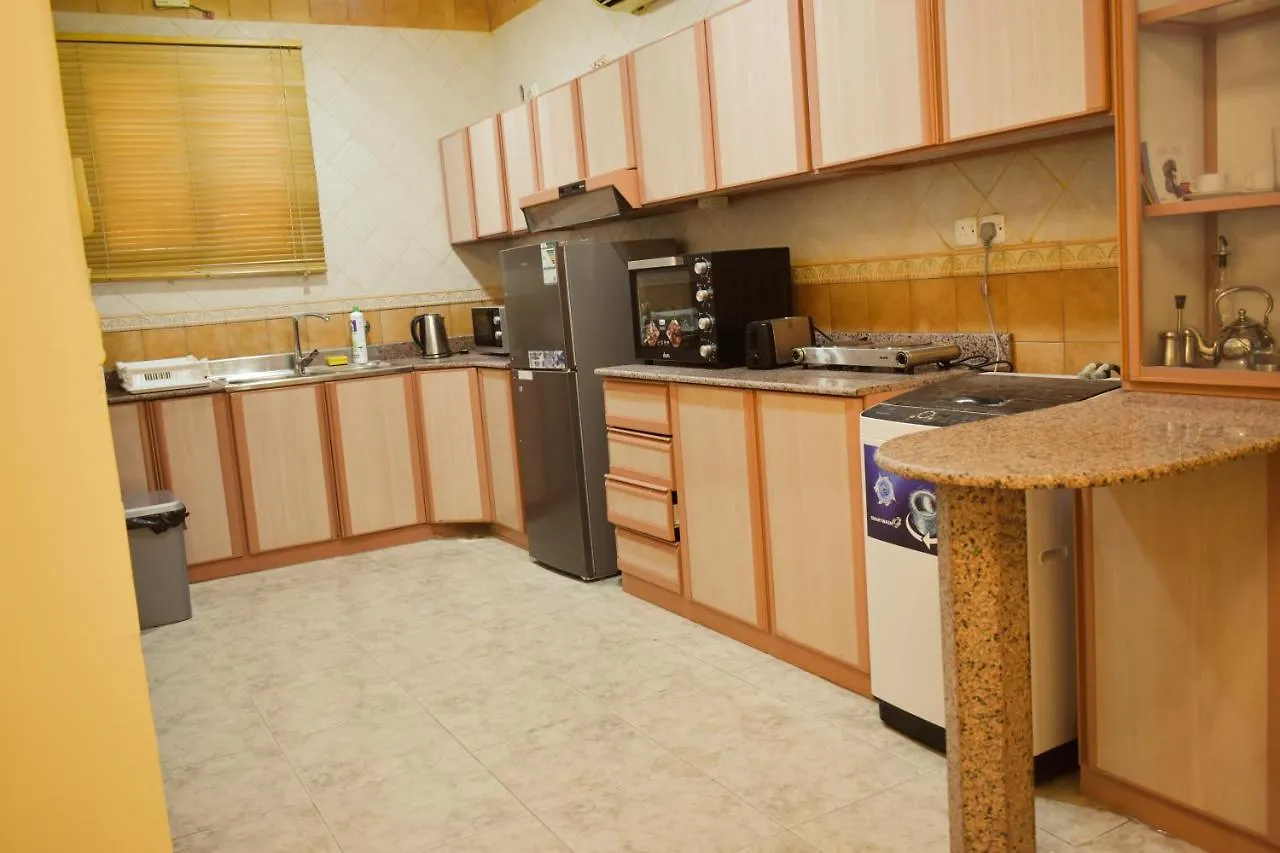 شقق وأجنحة التيوليب والروز وود الفاخرة Jeddah Apartment