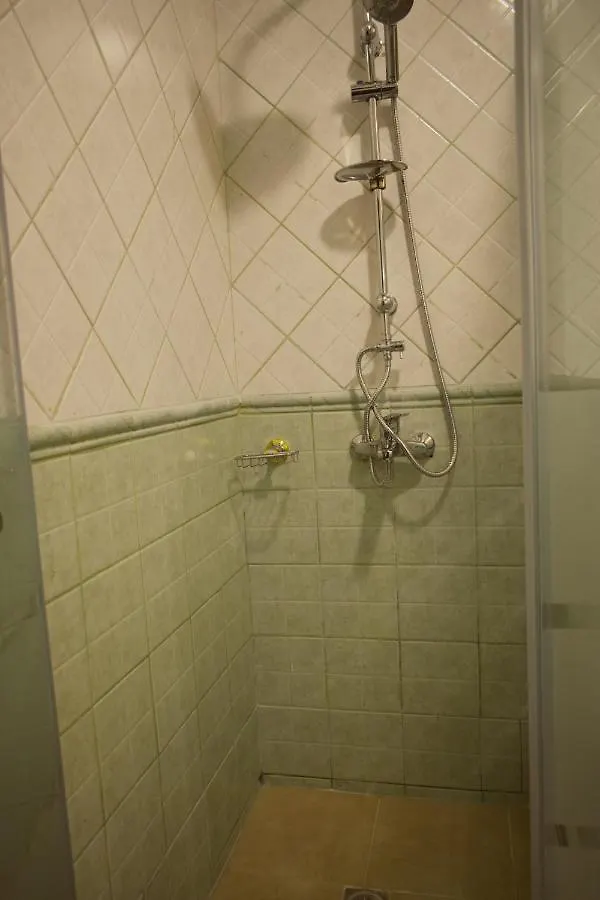شقق وأجنحة التيوليب والروز وود الفاخرة Jeddah Apartment
